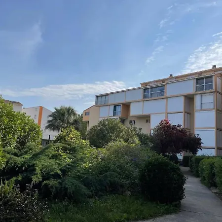 2 Pieces Avec Piscine, Proche Et Commodites - - Fr-1-225-777 Apartment